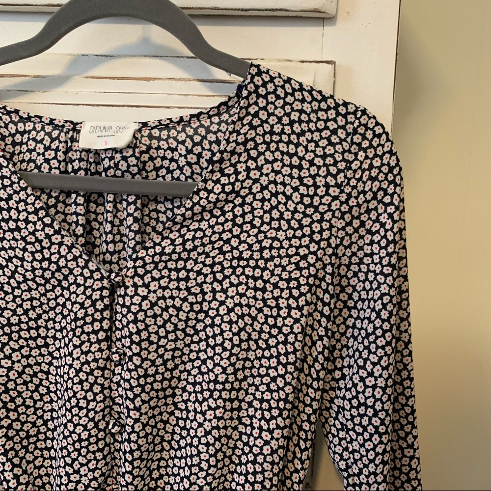 Sienna Sky Blouse - Picture 2 of 6